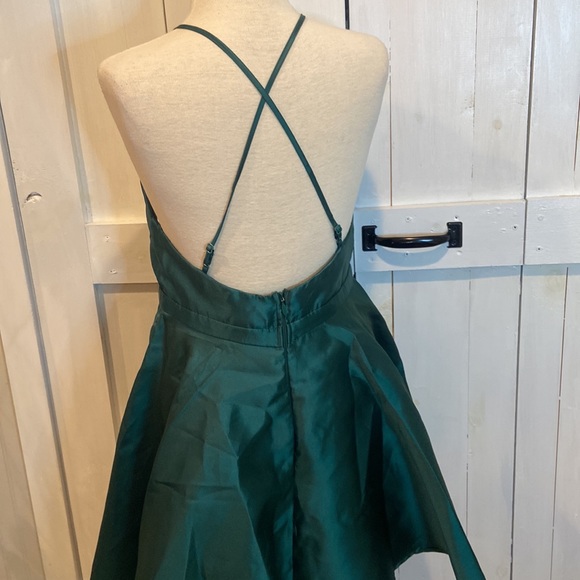 Lulu’s Take A Picture Green Satin Plunge Skater Dress - Picture 3 of 4